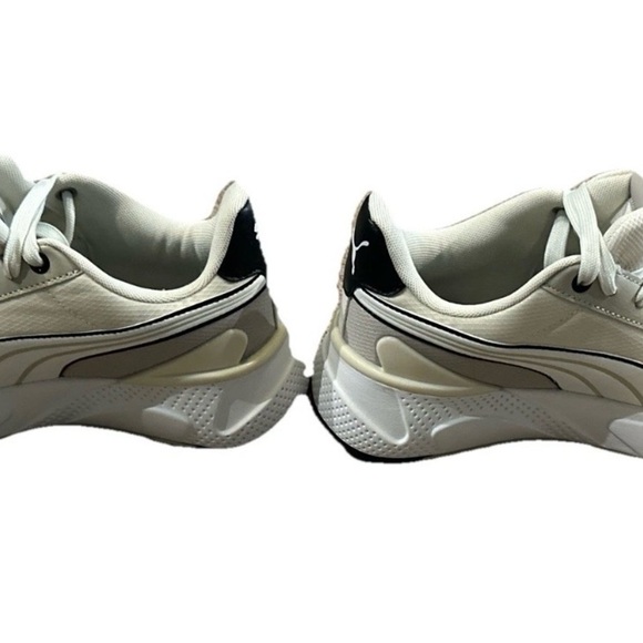 PUMA R78 Women's Disrupt LT Trainers Featherweight Shoes NWOB Size 7.5 - Picture 2 of 8